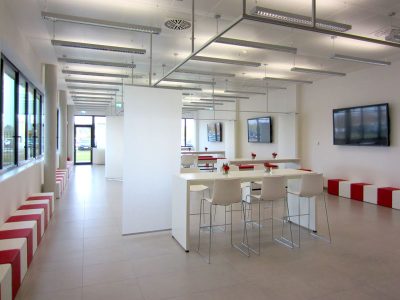 rmplus-ban-building-warteraum-800x600