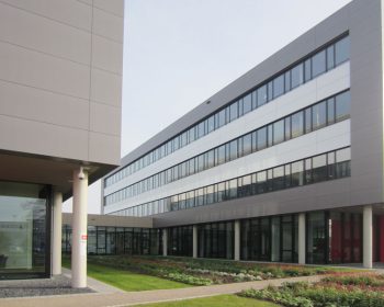 rmplus-ban-building-zwischenraum-800x600